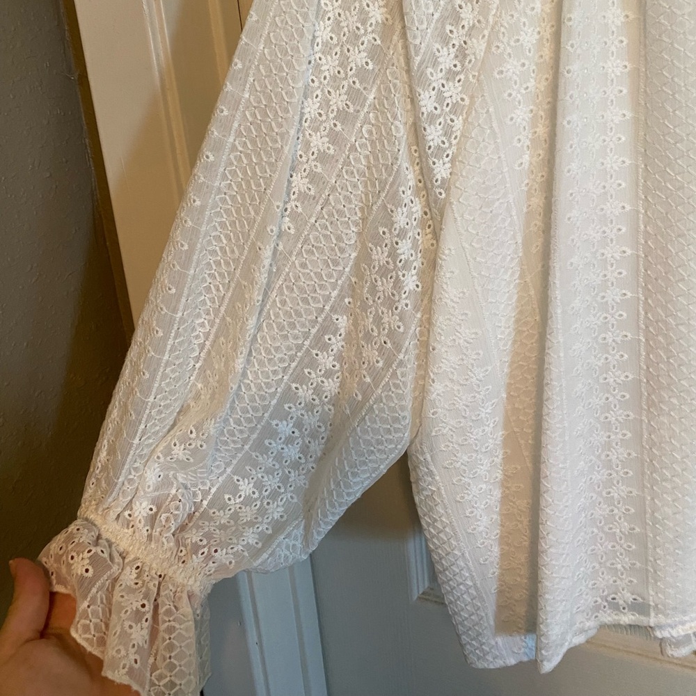 DREW Daphne ivory eyelet blouse - Picture 5 of 9